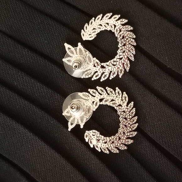 Bridal or Bridesmaid CZ/White GF Gift Set of Earrings and Necklace - Picture 6 of 6